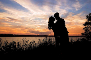 AI generated kiss silhouette - romantic moment art